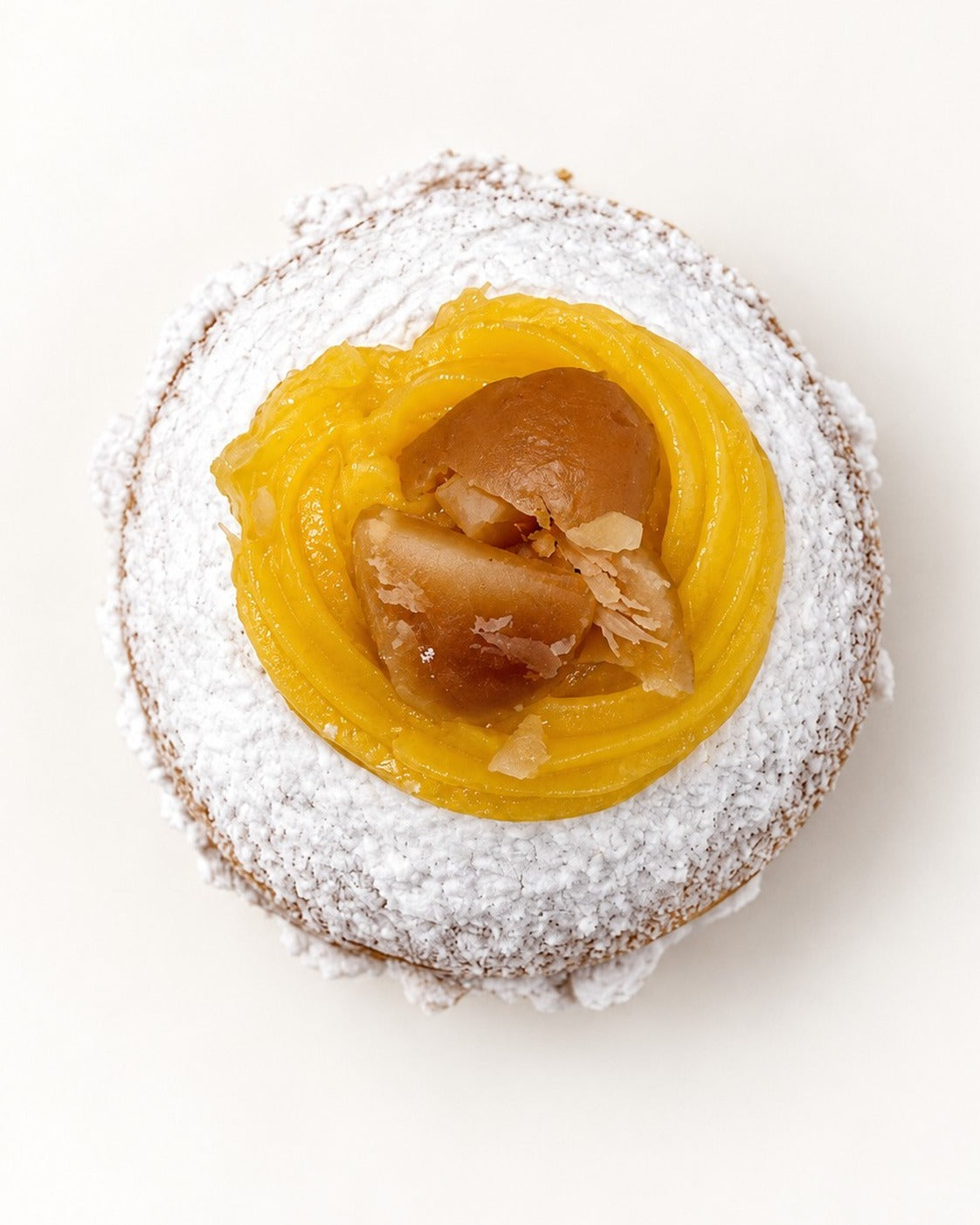 Lemon Cheesecake with Macadamia